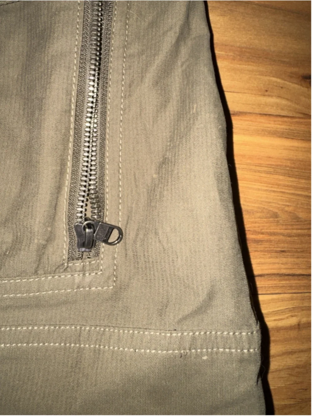 Kuhl Utility Safari Vest Womens XS Olive Gorpcore Hiking Hooded Outdoor Tactical - Picture 10 of 13